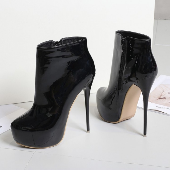 eBlueJay: 92B022 Lady's Extra large 16 cm heel booties, size 9.5-11, black