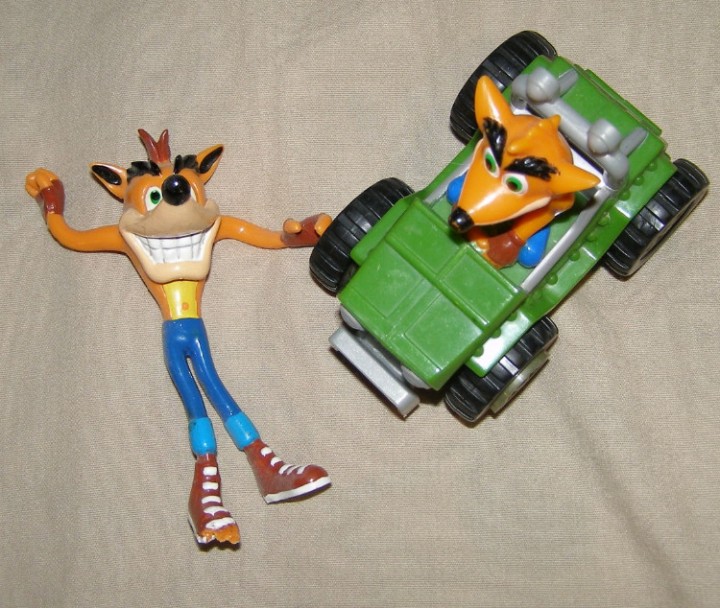 crash bandicoot toys