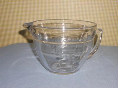 Pampered Chef, Kitchen, The Pampered Chef Classic Batter Bowl Vintage  Retired 2 Quart 8 Cup Euc